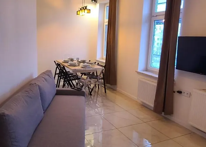 Versatile Apartment-unique Design Free Parking Apartment